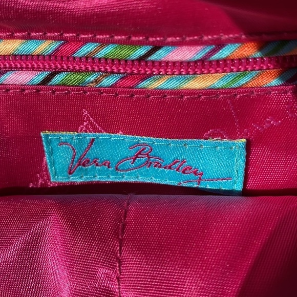 Vera Bradley - Picture 4 of 5